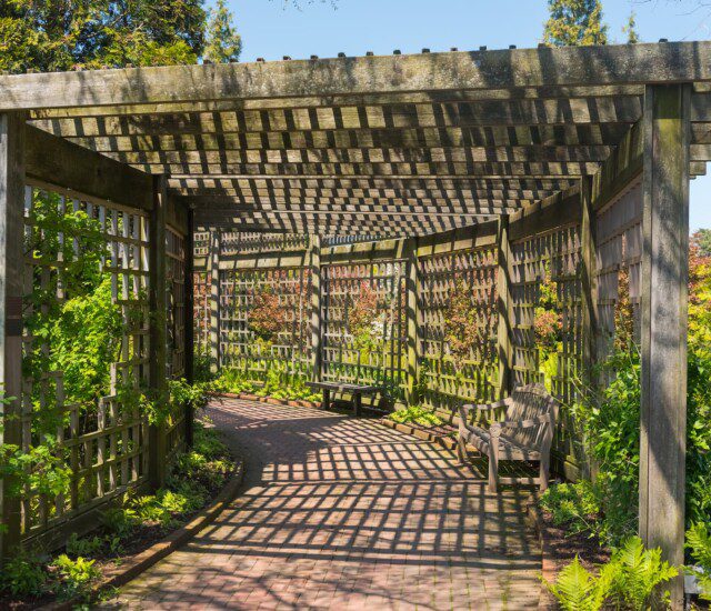 the outdoor gardens at Beacon Hill in Lombard, IL